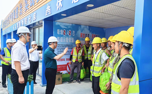 ������ί��ǡ��Ϸʶ��������ĵ���ί���½��ɽ�����Ź��ؿ�չ�ļ�����ο��